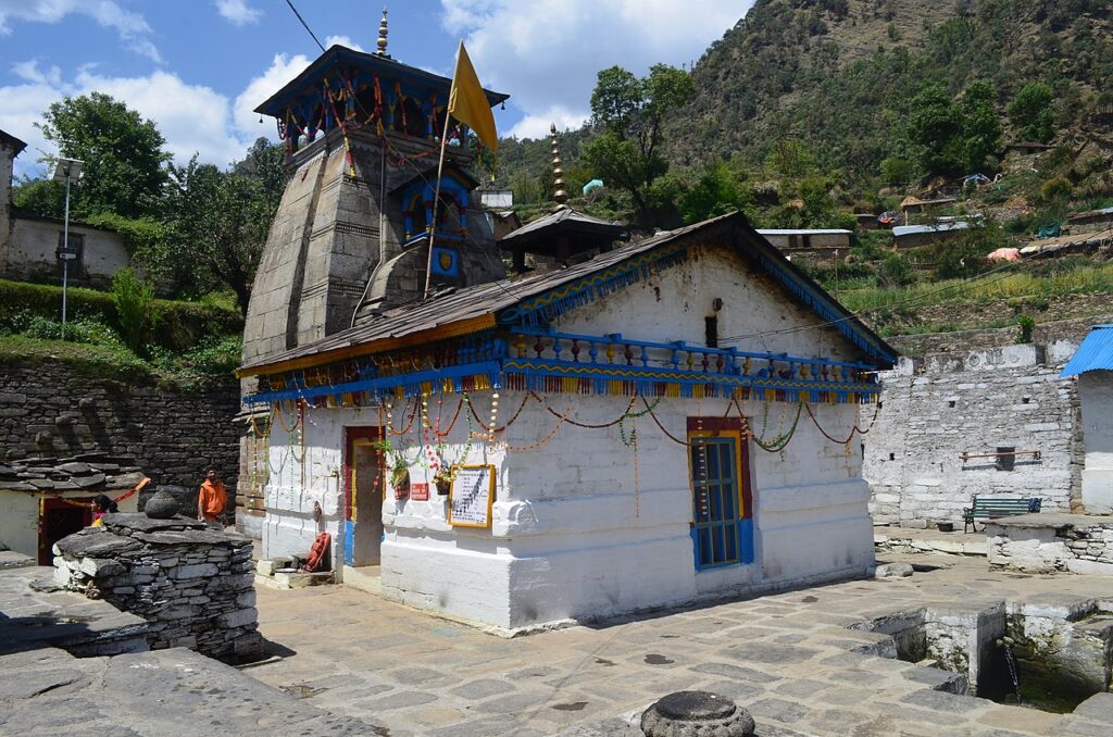 Triyuginarayan_Temple Front view Image