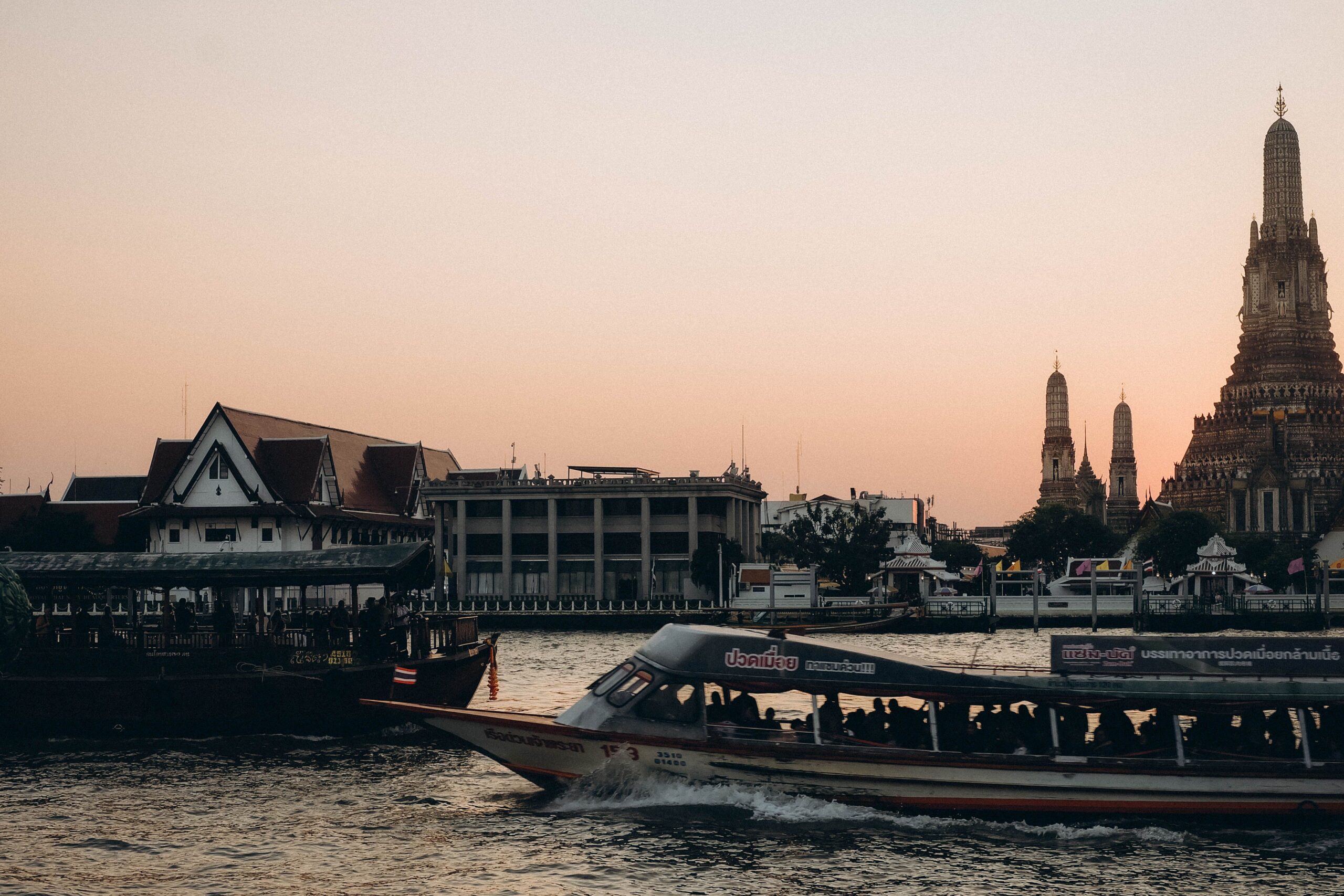 Image hover effect image